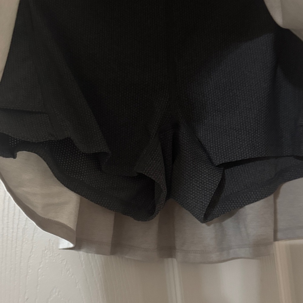 Vuori Light Gray Active Skort - image 3